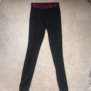 VS pink leggings!